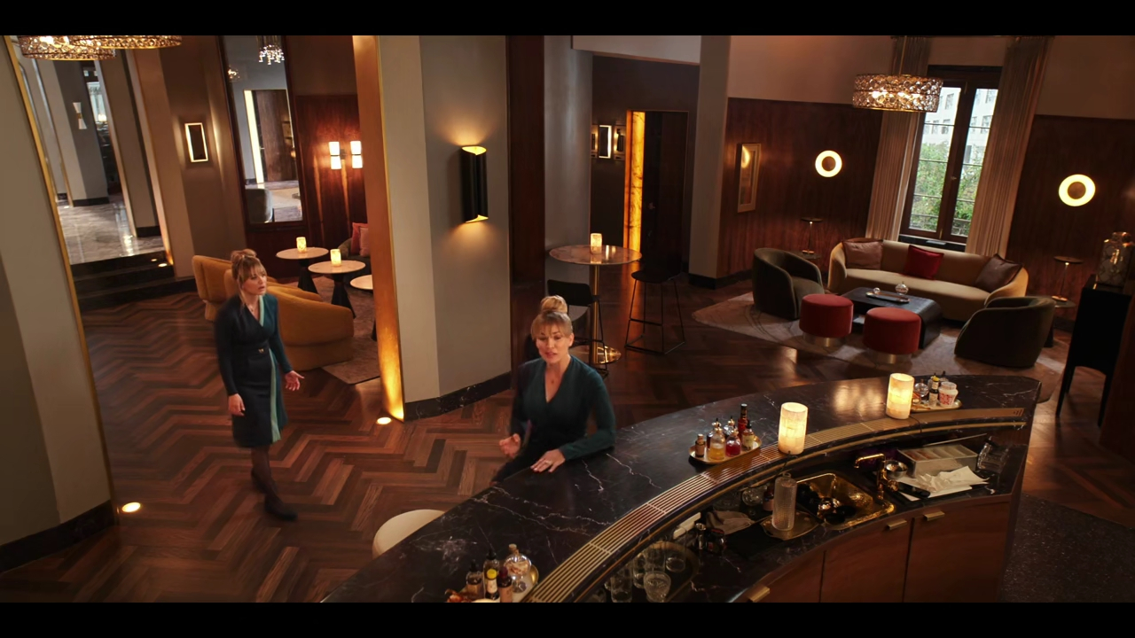 Charmed-Online-dot-nl_TheFlightAttendant2x03-0702.jpg
