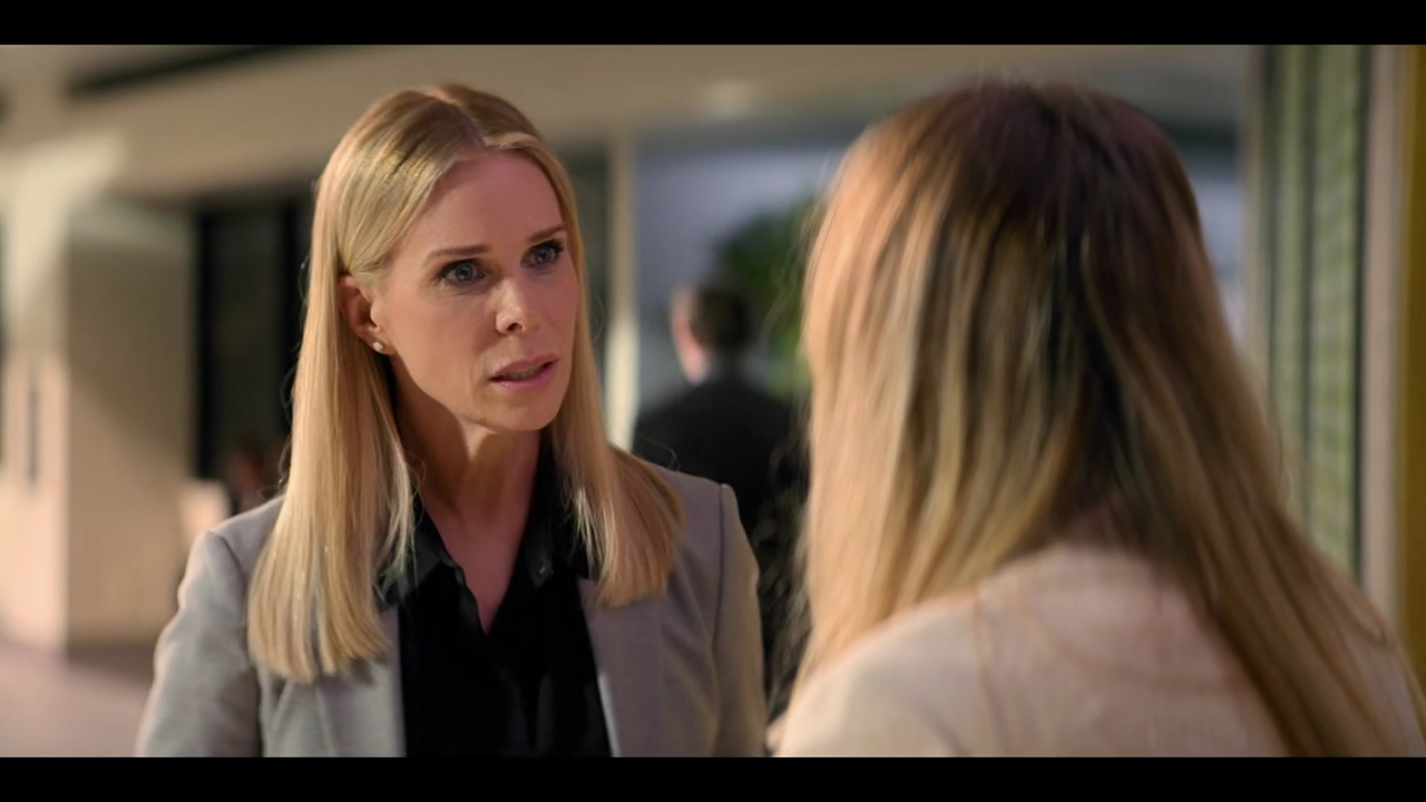 Charmed-Online-dot-nl_TheFlightAttendant2x05-0155.jpg Charmed-Online-dot-nl_TheFlightAttendant2x05-0155.jpg