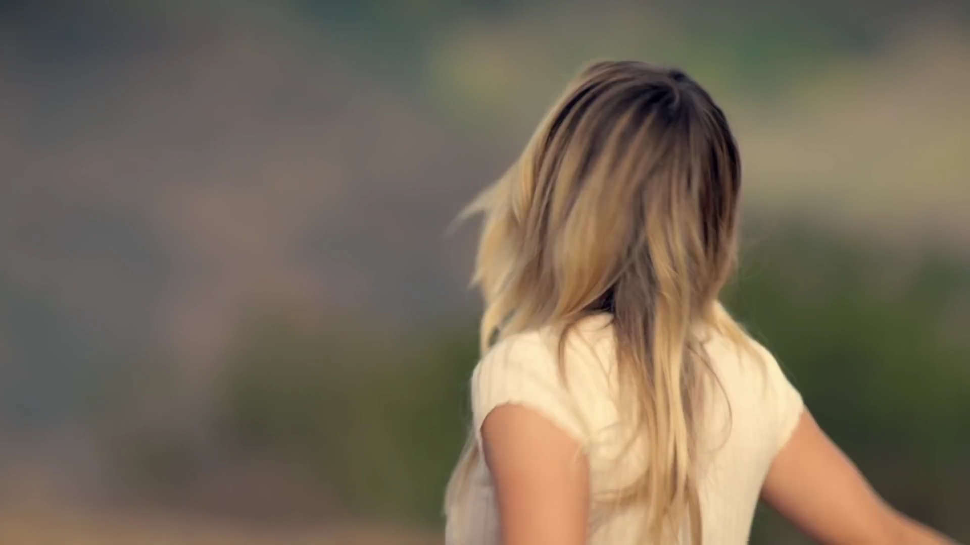 Charmed-Online-dot-nl_TheGreatTravelHack-ep1-00339.jpg Charmed-Online-dot-nl_TheGreatTravelHack-ep1-00339.jpg