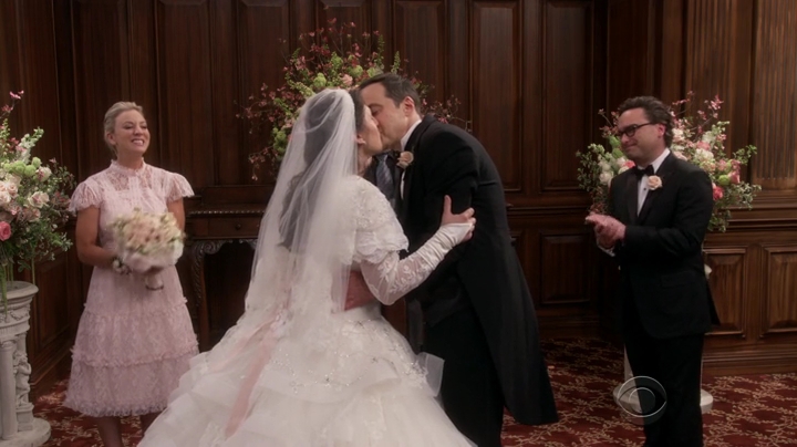 Charmed-Online-dot-nl_TBBT11x24-1214.jpg