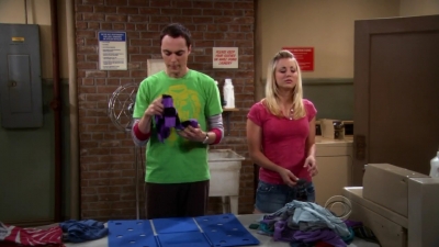 Charmed-Online-dot-net_TBBT-2x01-_0357.jpg