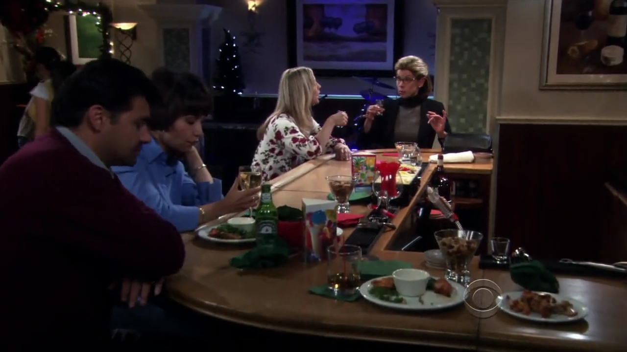 Charmed-Online-dot-net_TBBT3x11-0556.jpg