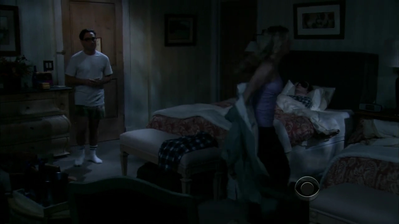 Charmed-Online-dot-net_TBBT4x13-0764.jpg