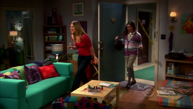 Charmed-Online-dot-TheBigBangTheory5x01-0035.png