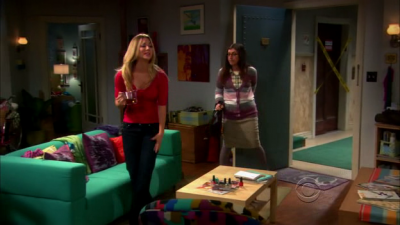 Charmed-Online-dot-TheBigBangTheory5x01-0036.png