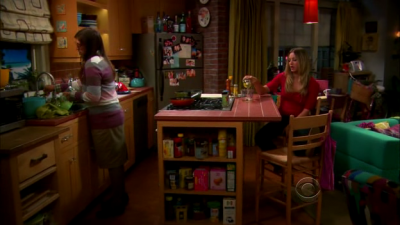 Charmed-Online-dot-TheBigBangTheory5x01-0125.png