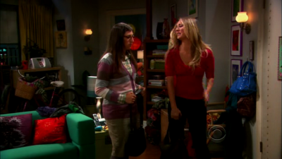 Charmed-Online-dot-TheBigBangTheory5x01-0171.png