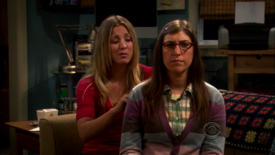 Charmed-Online-dot-TheBigBangTheory5x01-0337.png