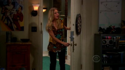 Charmed-Online-dot-TheBigBangTheory5x01-0762.png