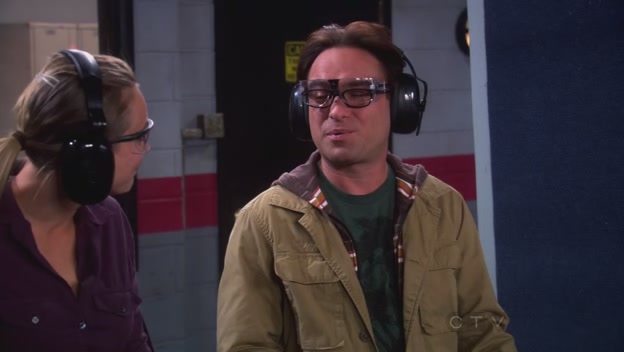 Charmed-Online-dot-net_TBBT-5x14-0984.jpg