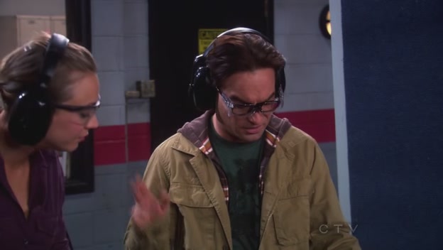 Charmed-Online-dot-net_TBBT-5x14-0994.jpg