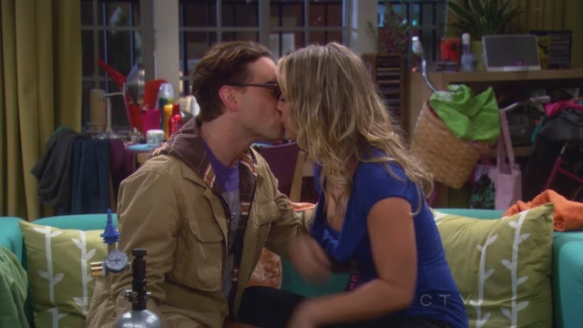 Charmed-Online_dot_net-TBBT2x23TheLaunchAcceleration0054.jpg