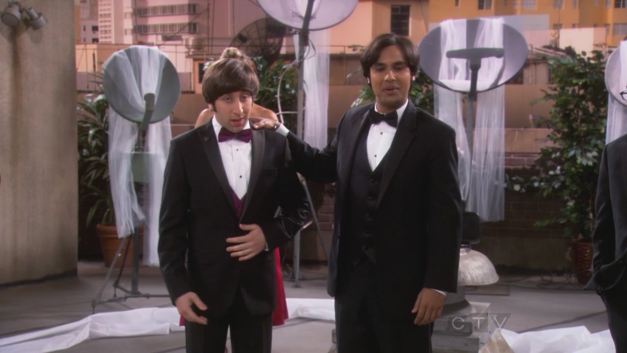 Charmed-Online_dot_net-TBBT5x24TheCountdownReflection0801.jpg