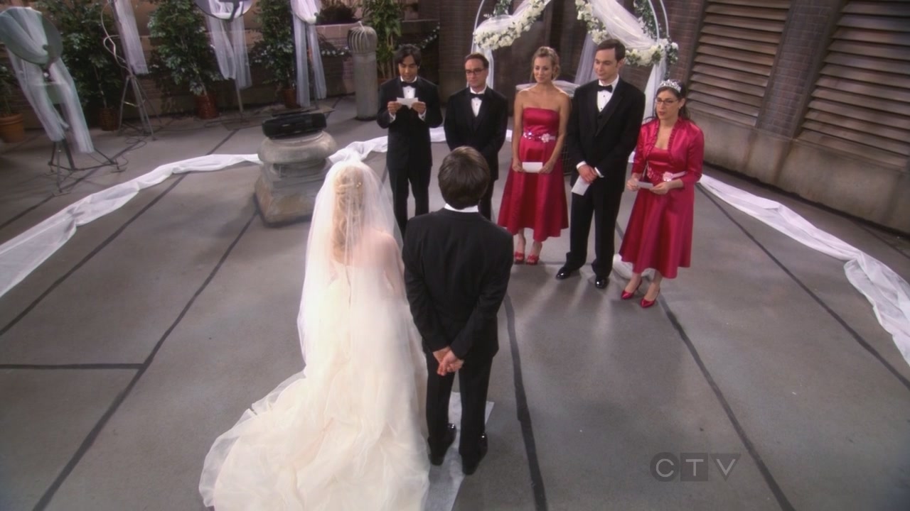 Charmed-Online_dot_net-TBBT5x24TheCountdownReflection0853.jpg