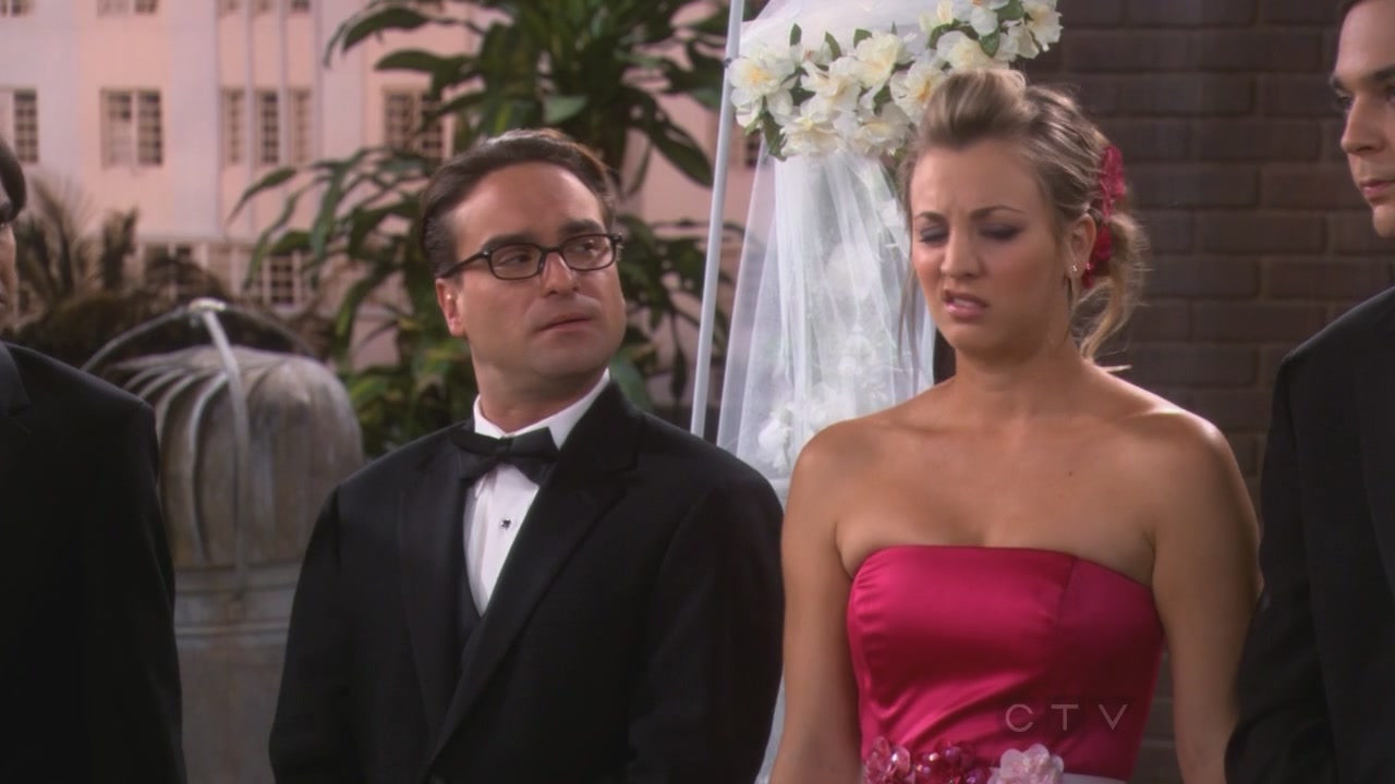 Charmed-Online_dot_net-TBBT5x24TheCountdownReflection0922.jpg