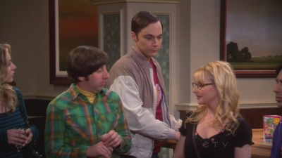 Charmed-Online_dot_net-TBBT5x24TheCountdownReflection0639.jpg