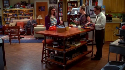 Charmed-Online-dot-net_TBBT7x09-0349.jpg