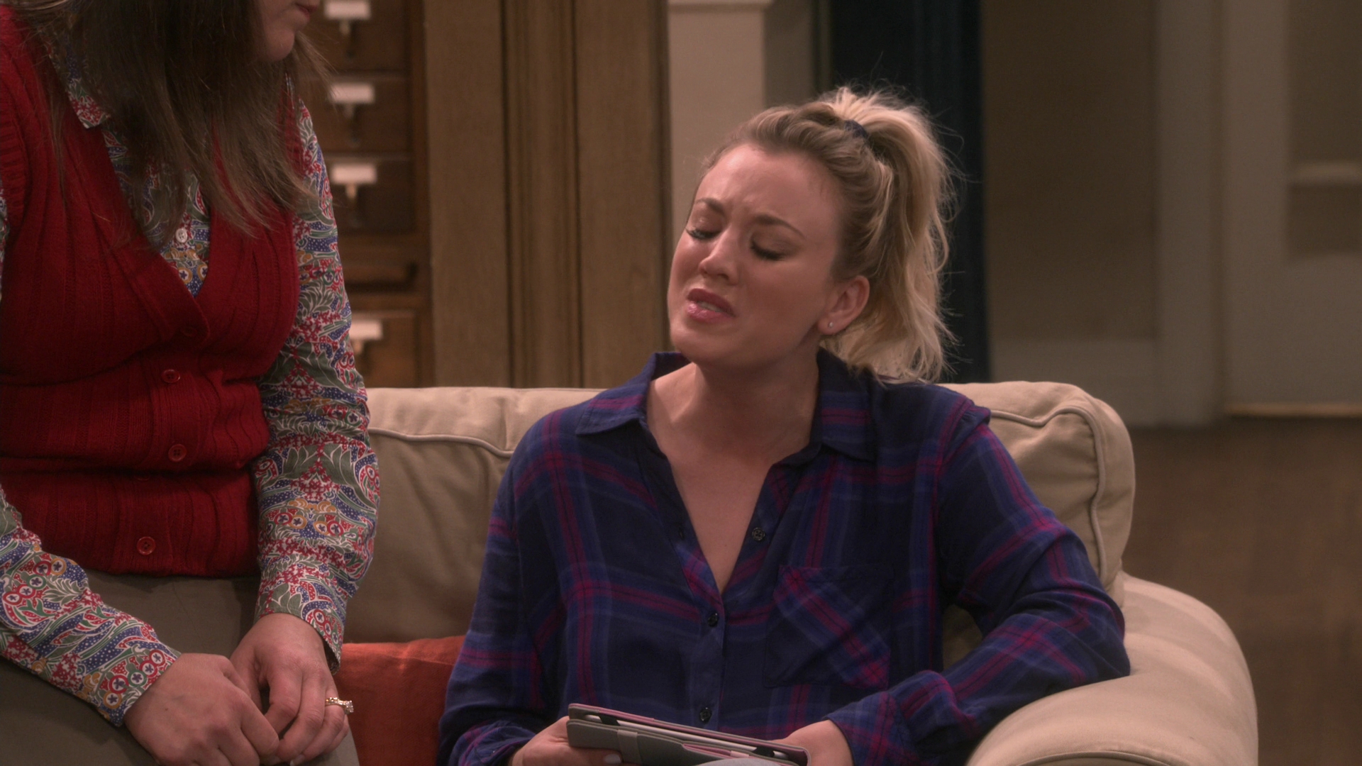 Charmed-Online-dot-nl_TBBT12x03-1097.jpg