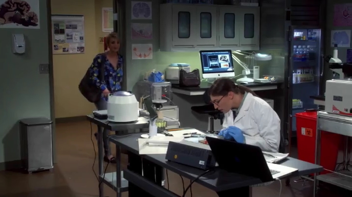 Charmed-Online-dot-net_TBBT-8x02-0214.jpg
