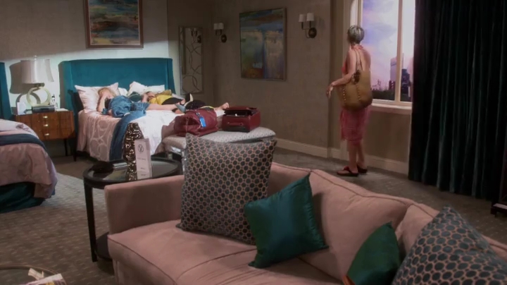 Charmed-Online-dot-net_TBBT-8x05-0364.jpg