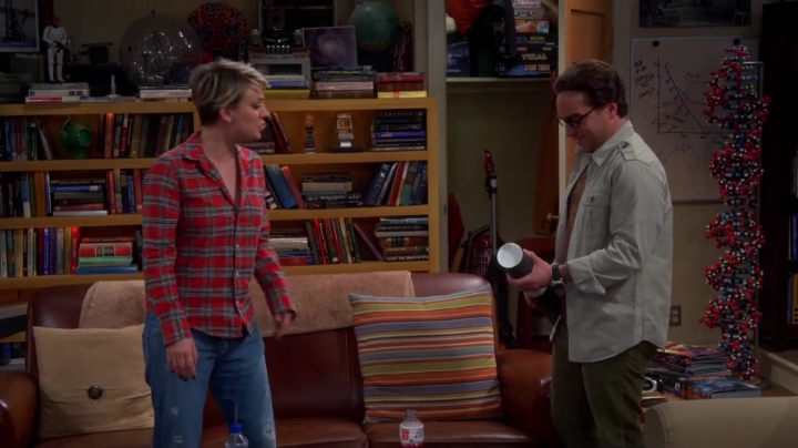 charmed-online-dot-net_TBBT-S08E17-0364.jpg