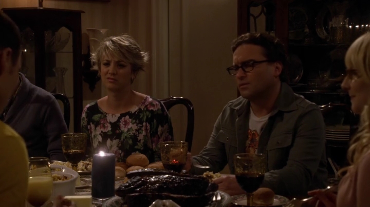 charmed-online-dot-net_TBBT-S08E18-0459.jpg