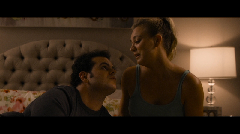 Charmed-Online-dot-net_TheWeddingRinger1147.jpg