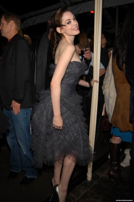 2006HBOPreGoldenGlobesParty_016.jpg