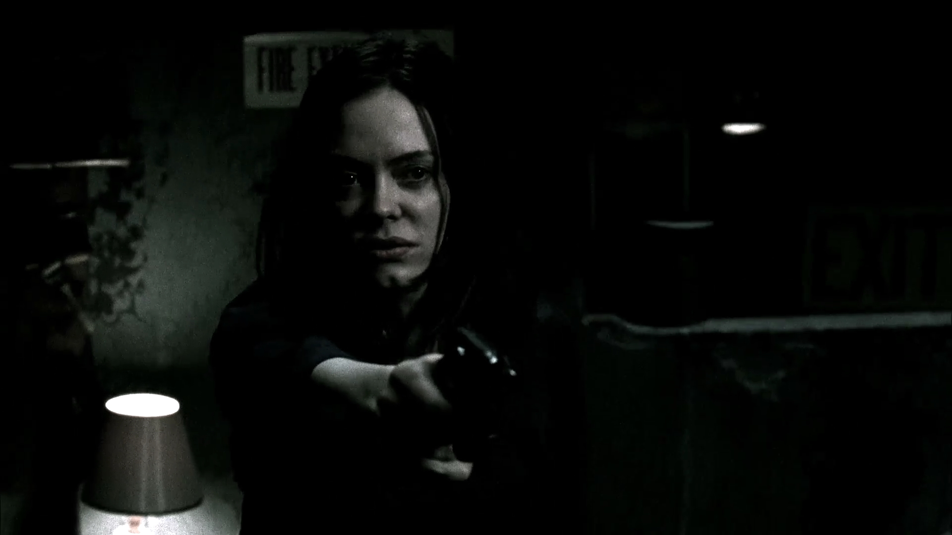 Charmed-Online-dot-NL-DeadAwake2298.jpg