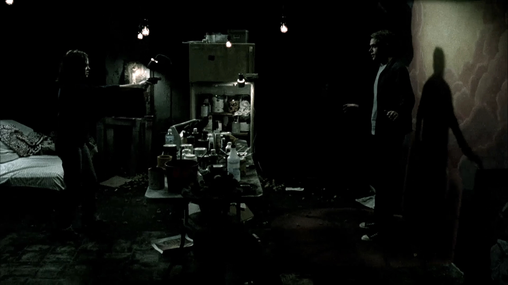 Charmed-Online-dot-NL-DeadAwake2310.jpg