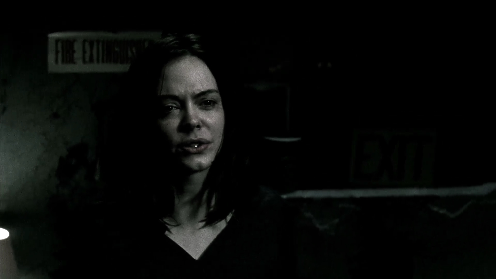 Charmed-Online-dot-NL-DeadAwake2337.jpg
