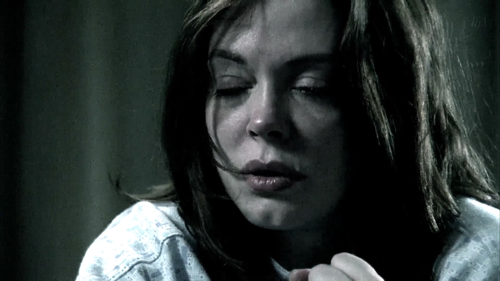 Charmed-Online-dot-NL-DeadAwake4083.jpg