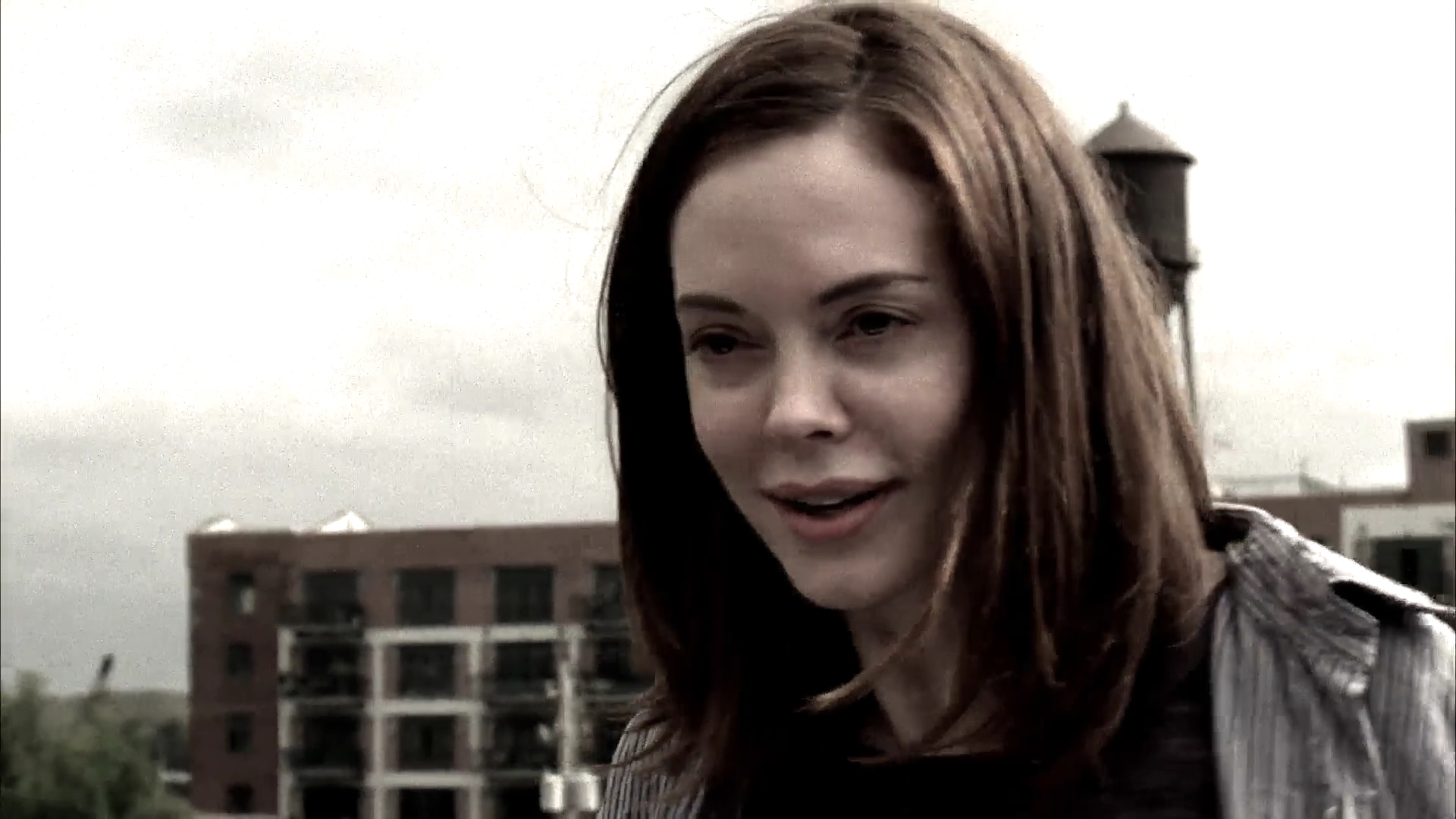 Charmed-Online-dot-NL-DeadAwake4704.jpg