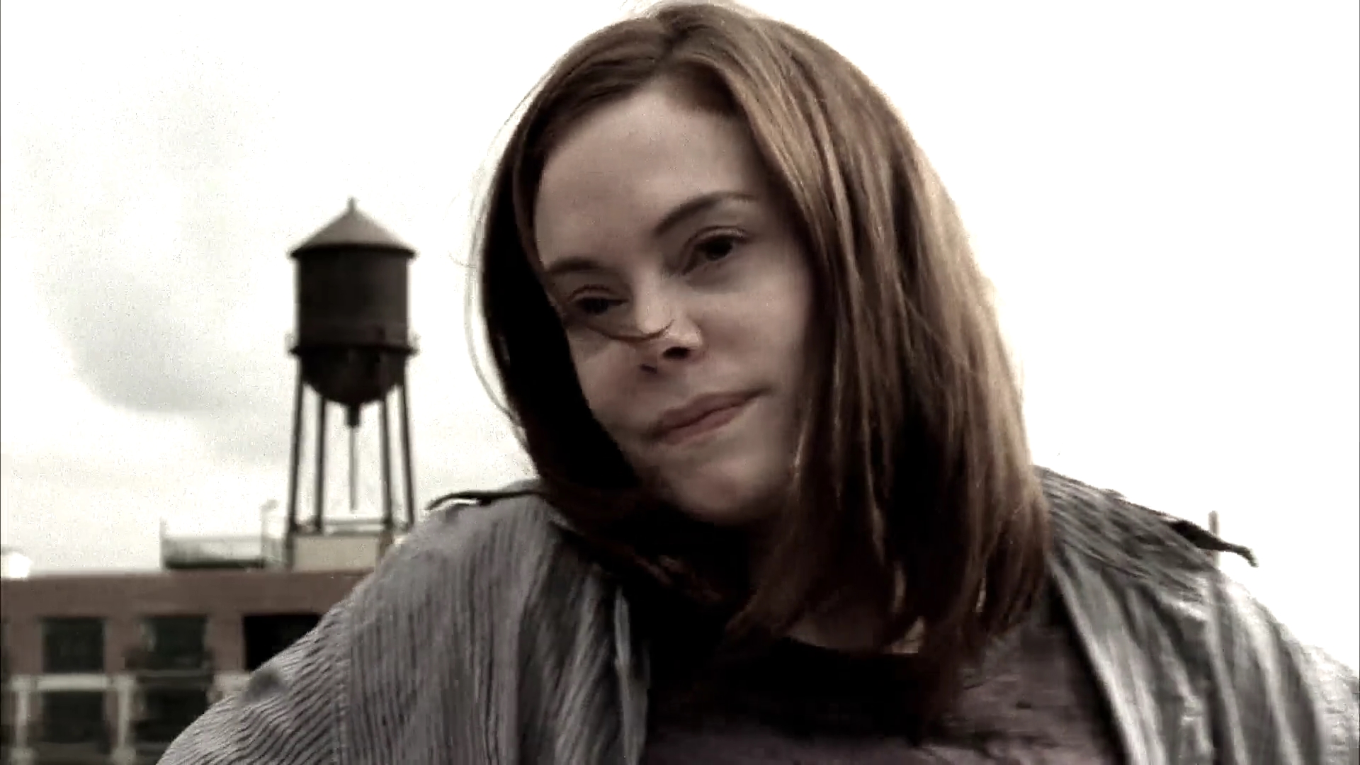 Charmed-Online-dot-NL-DeadAwake4716.jpg
