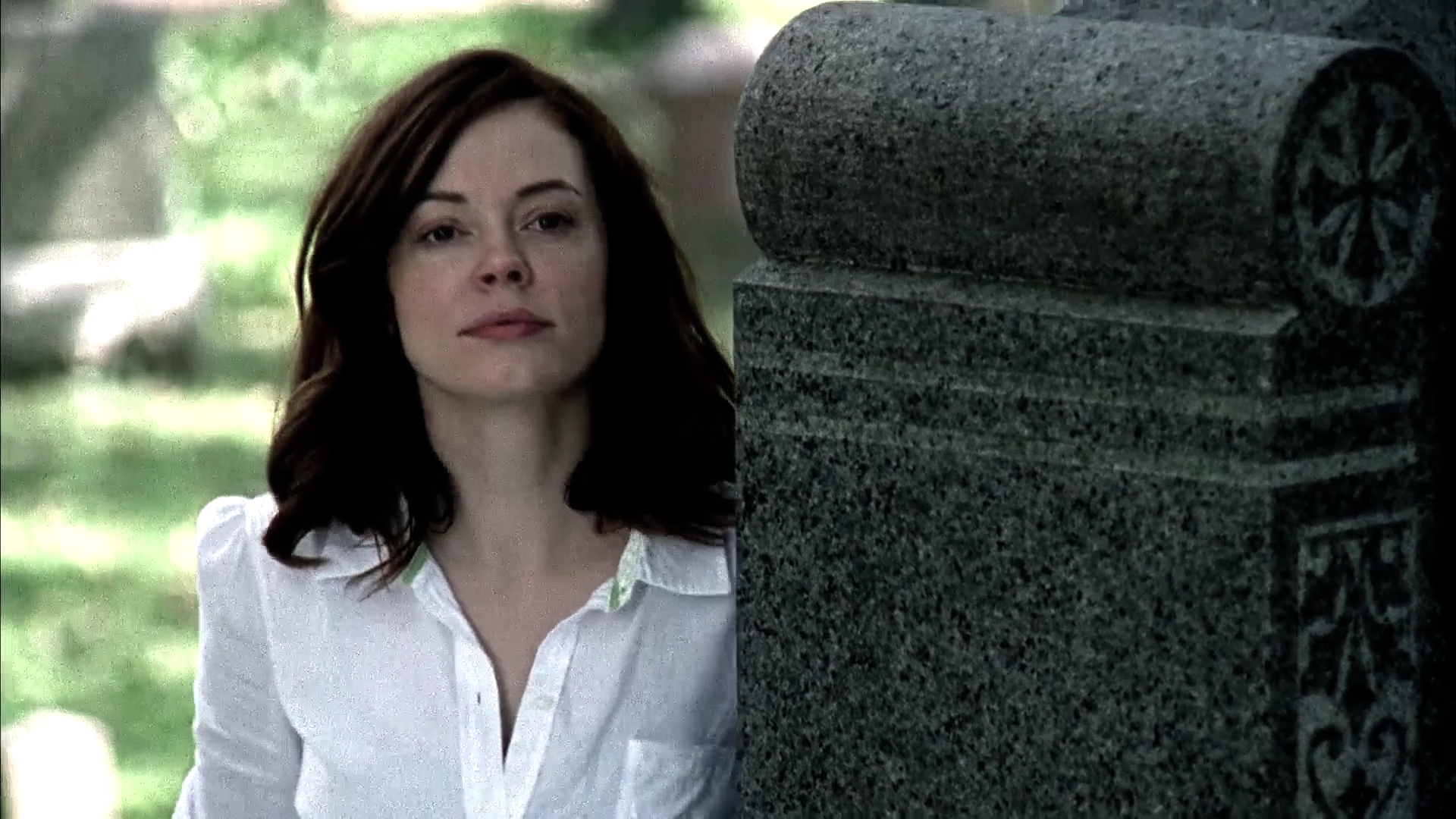 Charmed-Online-dot-NL-DeadAwake4942.jpg