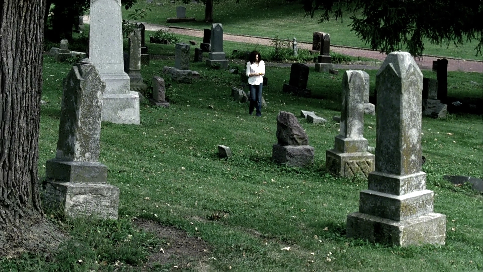 Charmed-Online-dot-NL-DeadAwake5004.jpg