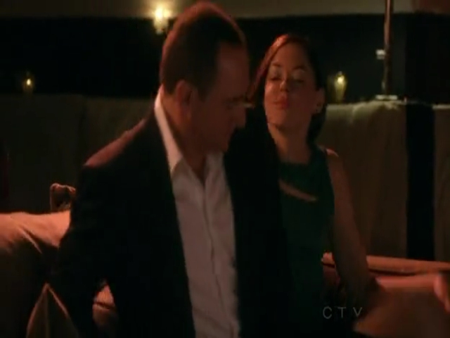 Charmed-Online-dot-net_LawAndOrderSVU2x19-0913.jpg