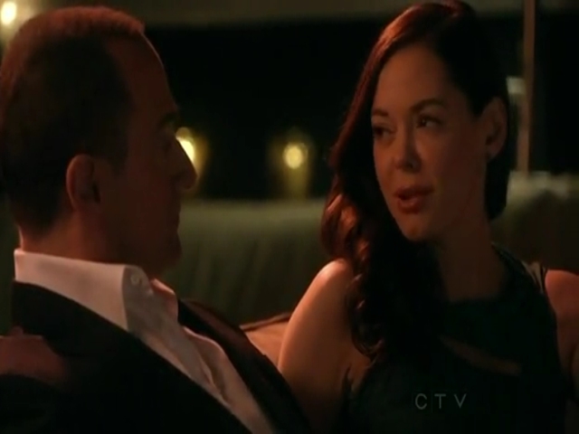 Charmed-Online-dot-net_LawAndOrderSVU2x19-0935.jpg