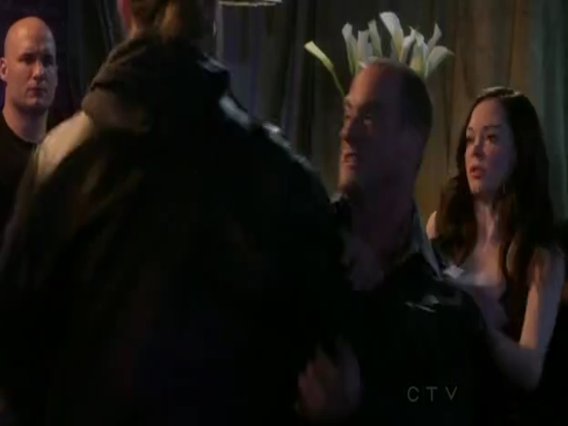Charmed-Online-dot-net_LawAndOrderSVU2x19-1218.jpg