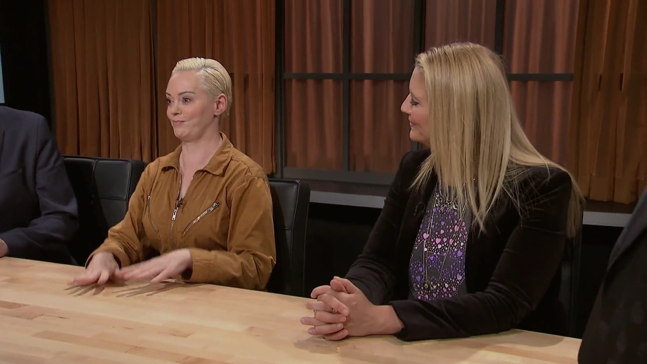 Charmed-Online-dot-nl_Chopped00155.jpg