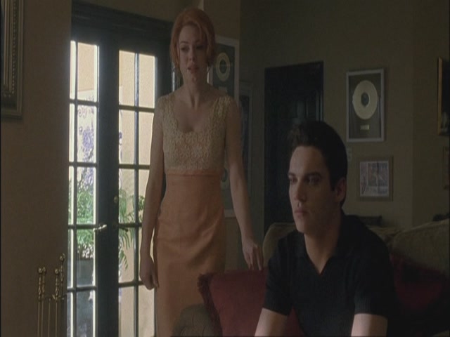 Charmed-Online-dot-net_Elvis7214.jpg