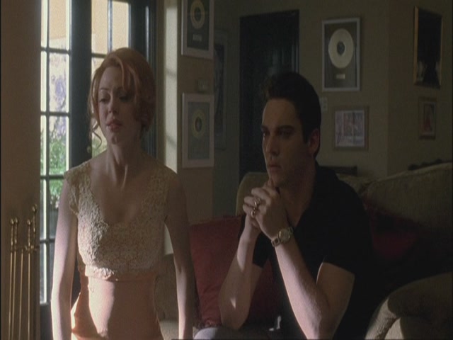 Charmed-Online-dot-net_Elvis7224.jpg