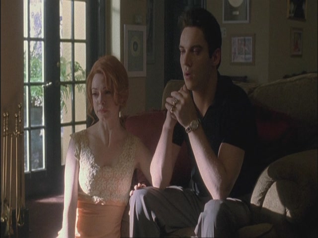 Charmed-Online-dot-net_Elvis7244.jpg