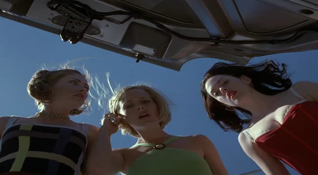 Charmed-Online-dot-net_Jawbreaker0193.jpg