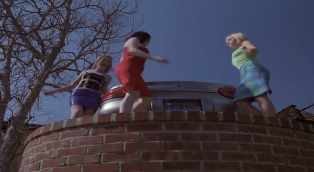 Charmed-Online-dot-net_Jawbreaker0907.jpg
