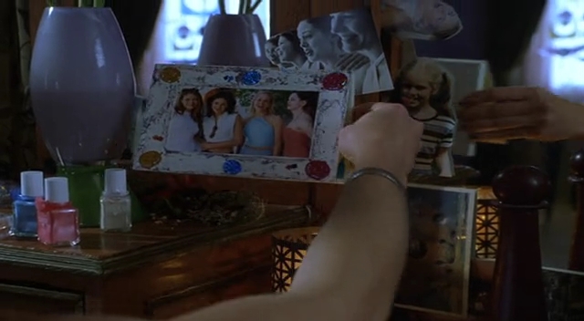 Charmed-Online-dot-net_Jawbreaker1005.jpg