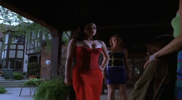 Charmed-Online-dot-net_Jawbreaker1278.jpg