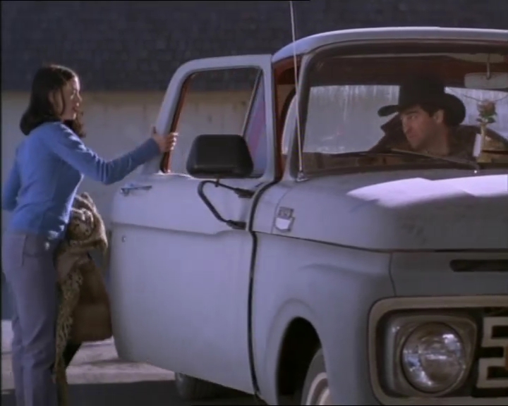 Charmed-Online-dot-net_LewisandClarkandGeorge_0484.jpg