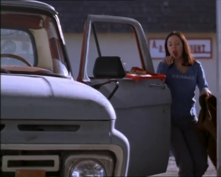 Charmed-Online-dot-net_LewisandClarkandGeorge_0539.jpg