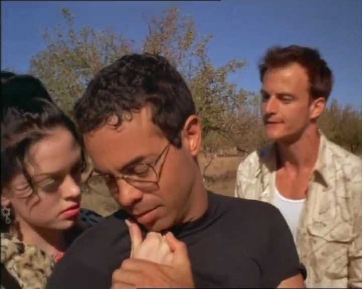 Charmed-Online-dot-net_LewisandClarkandGeorge_2174.jpg